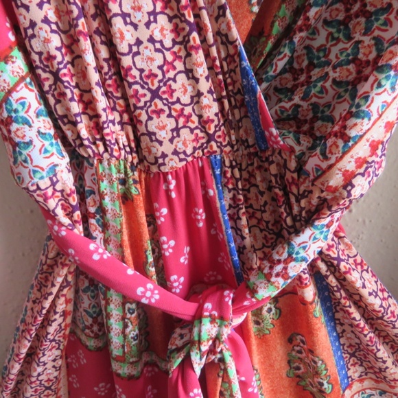 BRAND NEW Jumpsuit with elastic and waist tie - Picture 3 of 5